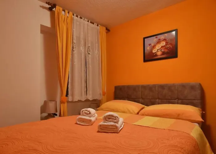 Cozy, Adorable Elizabeta * Split